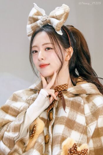 🔥 Itzy all in us page leaked private photo uncensored full