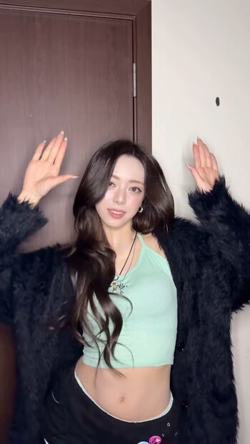 🔥 Itzy all in us page leaked private photo uncensored full