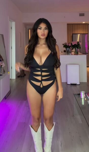 🔥 Jasmine lillyyyy  page leaked private photo uncensored full