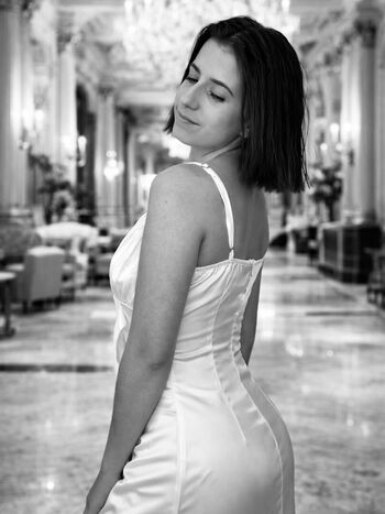 🔥 Julieczr page leaked private photo uncensored full