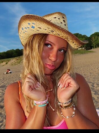 🔥 Kaleigh kehrwecker page leaked private photo uncensored full