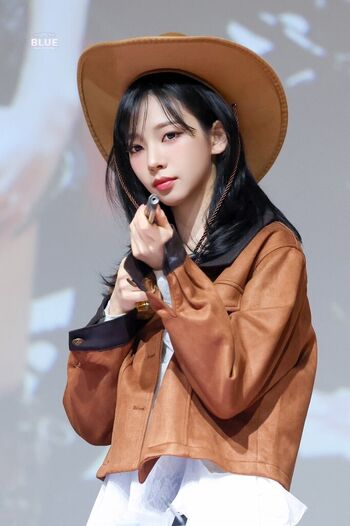 🔥 Katarinabluu  page leaked private photo uncensored full