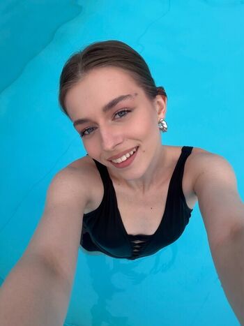 🔥 Kate stretchandfit leaked private photo uncensored full