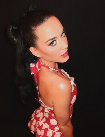 🔥 Katy perry leaked private photo uncensored full