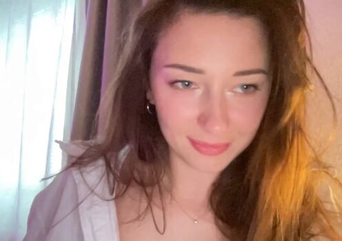 🔥 Krissleoo leaked private photo uncensored full