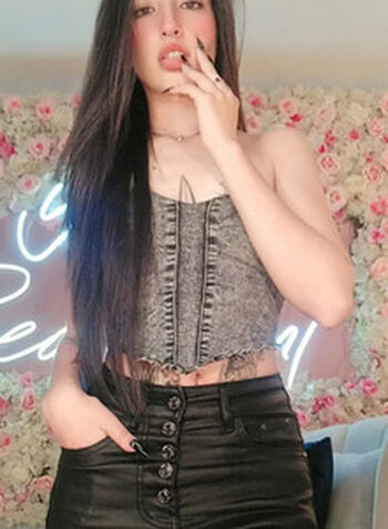 🔥 Larisasmirnoov page leaked private photo uncensored full