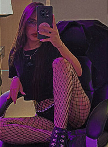 🔥 Larisasmirnoov page leaked private photo uncensored full