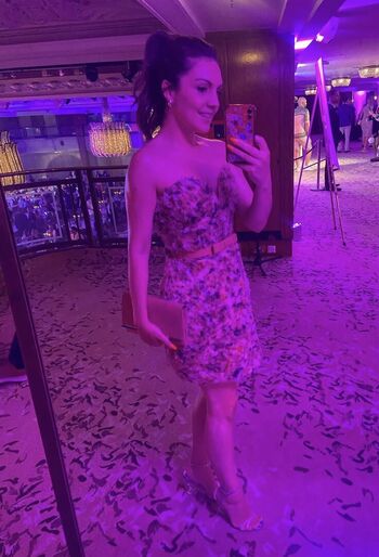 🔥 Laura tobin leaked private photo uncensored full