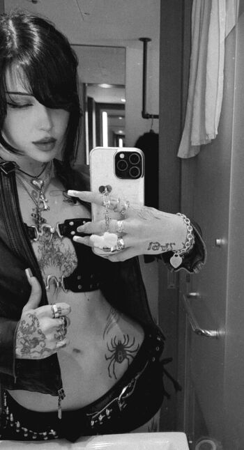 🔥 Laurinchhhe leaked private photo uncensored full