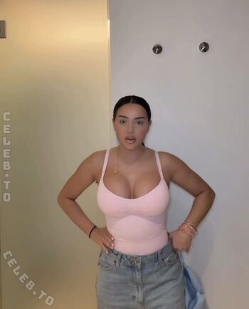 🔥 Leyla lahouar page leaked private photo uncensored full