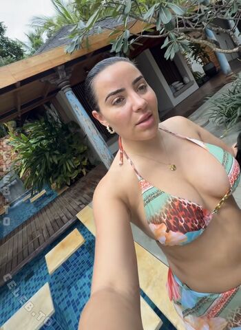 🔥 Leyla lahouar page leaked private photo uncensored full
