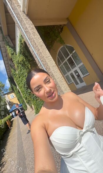 🔥 Leyla lahouar page leaked private photo uncensored full