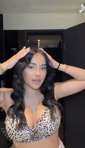 🔥 Leyla lahouar page leaked private photo uncensored full