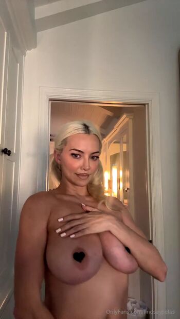 🔥 Lindsay pelas page leaked private photo uncensored full