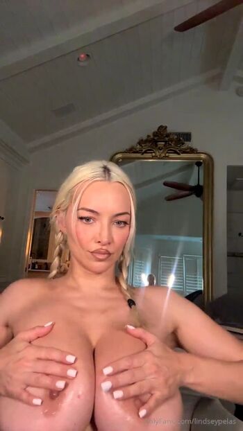 🔥 Lindsay pelas page leaked private photo uncensored full