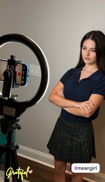 🔥 Lindsey lamer page leaked private photo uncensored full