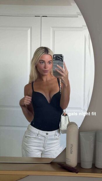 🔥 Livvy dunne  page leaked private photo uncensored full