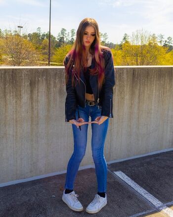 🔥 Luweazl leaked private photo uncensored full