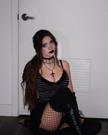 🔥 Lydiaviolet leaked private photo uncensored full