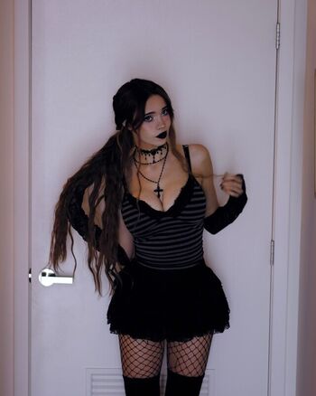 🔥 Lydiaviolet leaked private photo uncensored full