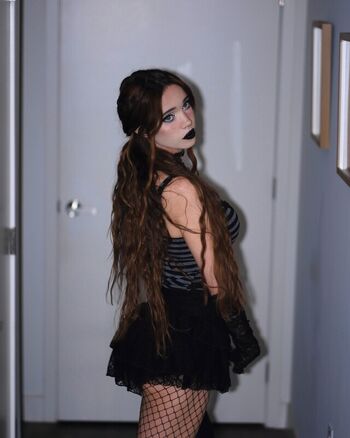 🔥 Lydiaviolet leaked private photo uncensored full