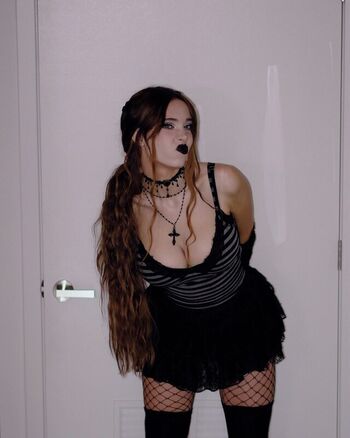 🔥 Lydiaviolet leaked private photo uncensored full