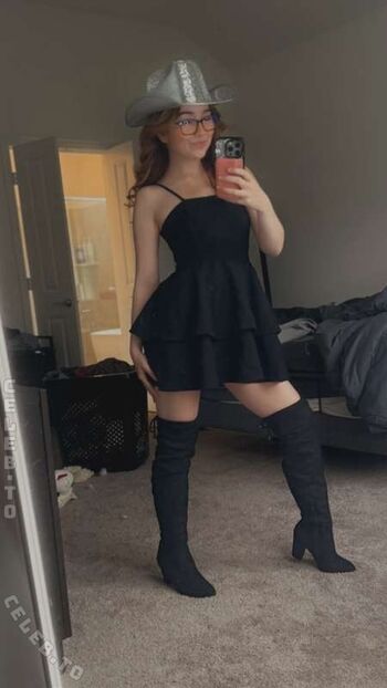 🔥 Lyssaurora page leaked private photo uncensored full