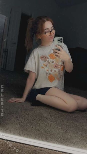 🔥 Lyssaurora page leaked private photo uncensored full