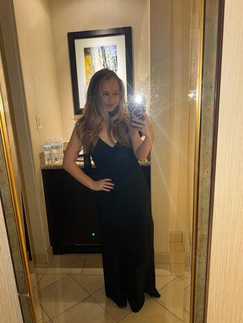 🔥 Macimccarley page leaked private photo uncensored full