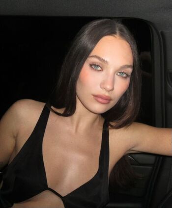 🔥 Maddie ziegler  page leaked private photo uncensored full