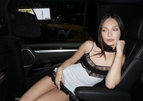 🔥 Maddie ziegler  page leaked private photo uncensored full
