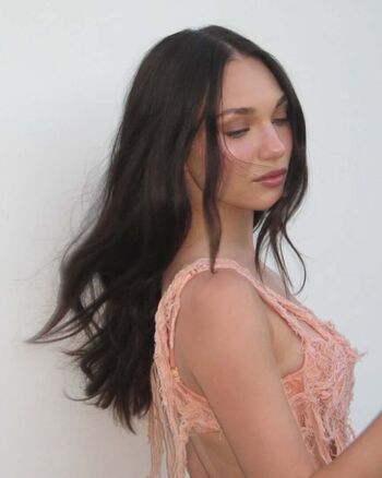 🔥 Maddie ziegler  page leaked private photo uncensored full