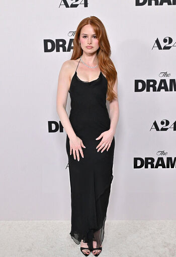 🔥 Madelaine petsch  page leaked private photo uncensored full