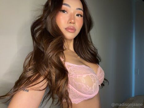 🔥 Madisonjaane  page leaked private photo uncensored full
