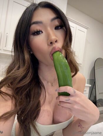 🔥 Madisonjaane  page leaked private photo uncensored full