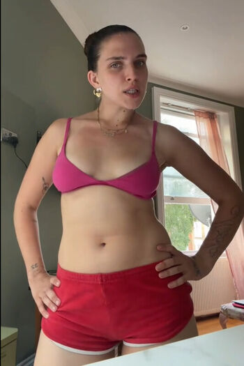🔥 Mae muller page leaked private photo uncensored full