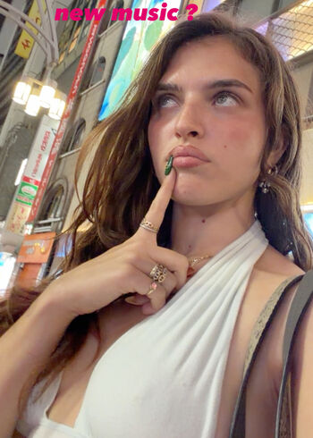 🔥 Mae muller leaked private photo uncensored full