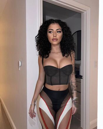 🔥 Malu trevejo  page leaked private photo uncensored full