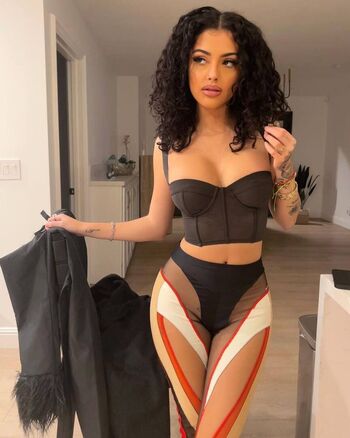 🔥 Malu trevejo  page leaked private photo uncensored full
