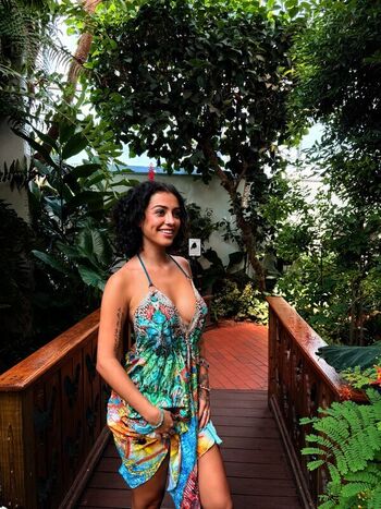 🔥 Malu trevejo  page leaked private photo uncensored full