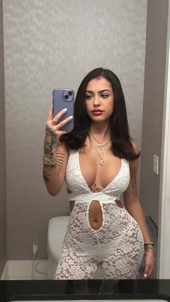 🔥 Malu trevejo  page leaked private photo uncensored full
