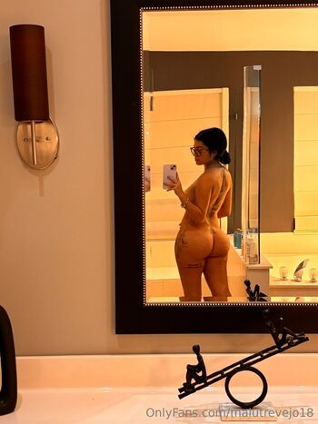 🔥 Malu trevejo  page leaked private photo uncensored full