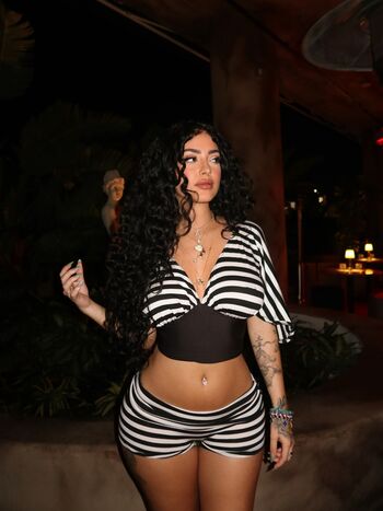 🔥 Malu trevejo  page leaked private photo uncensored full