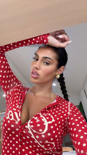 🔥 Miabaileyyy leaked private photo uncensored full