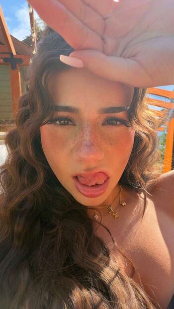 🔥 Mikayla campinos  page leaked private photo uncensored full