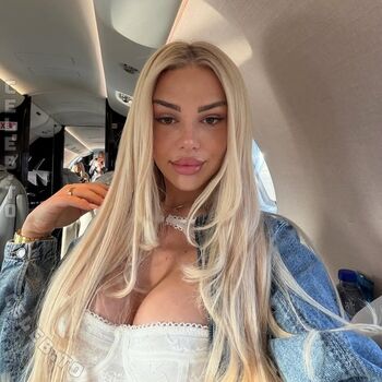 🔥 Milaneedls page leaked private photo uncensored full