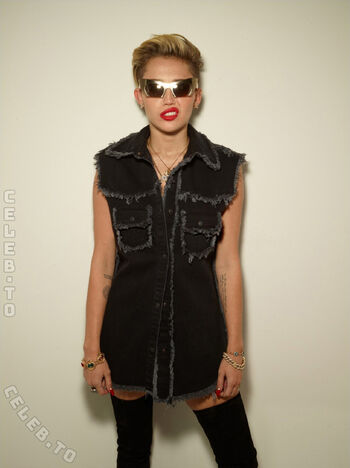 🔥 Miley cyrus page leaked private photo uncensored full