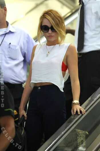 🔥 Miley cyrus leaked private photo uncensored full