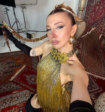 🔥 Mina solak page leaked private photo uncensored full