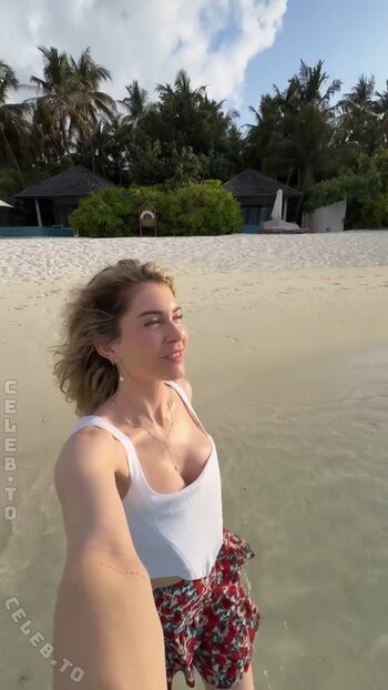 🔥 Mrs bella leaked private photo uncensored full